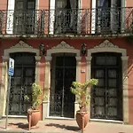 Solar do Carmo Suites&Apartments